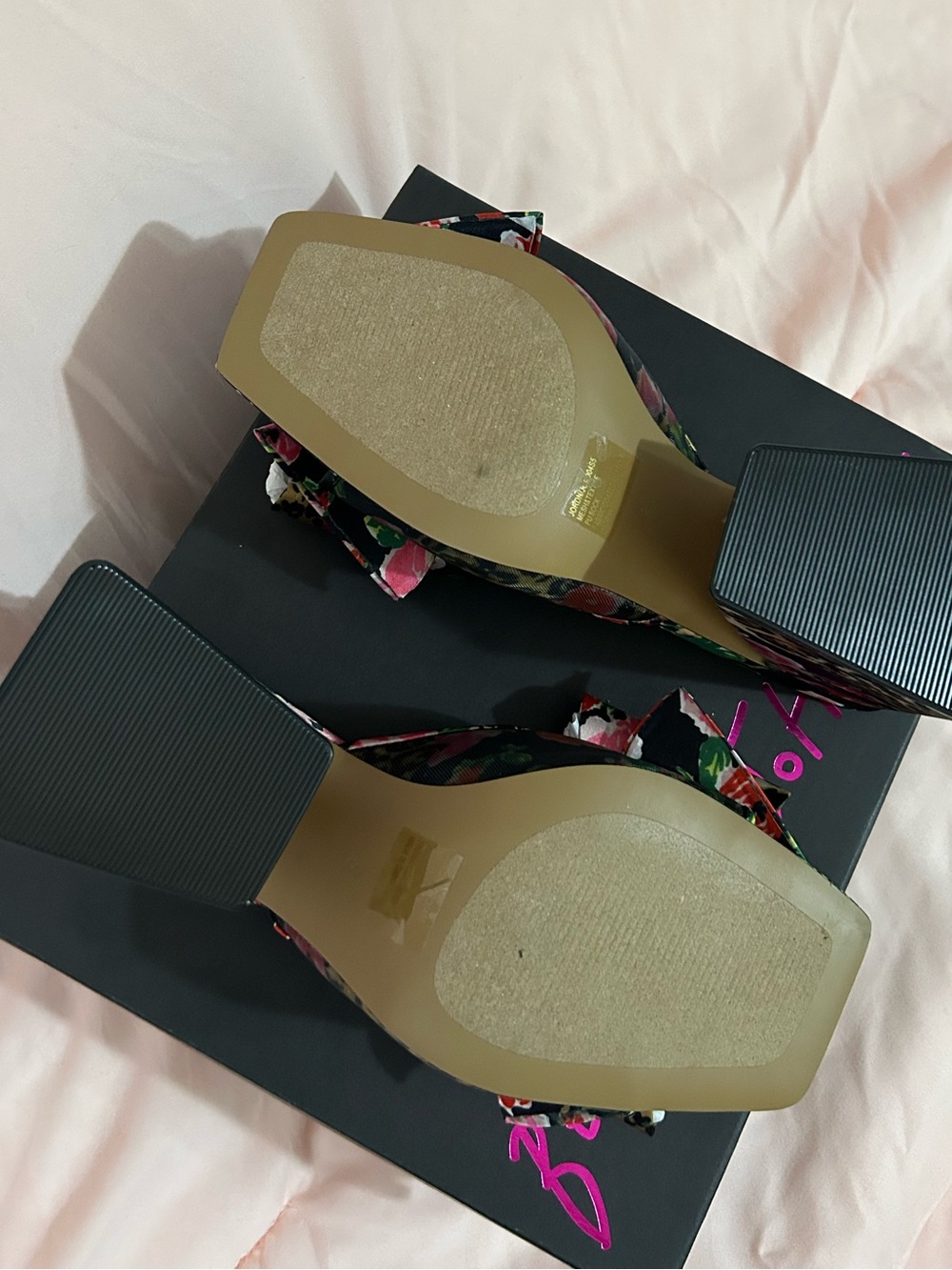 Betsey Johnson Floral & Leopard Bow Block Heel Mules - Pink Black Green - Picture 6 of 6